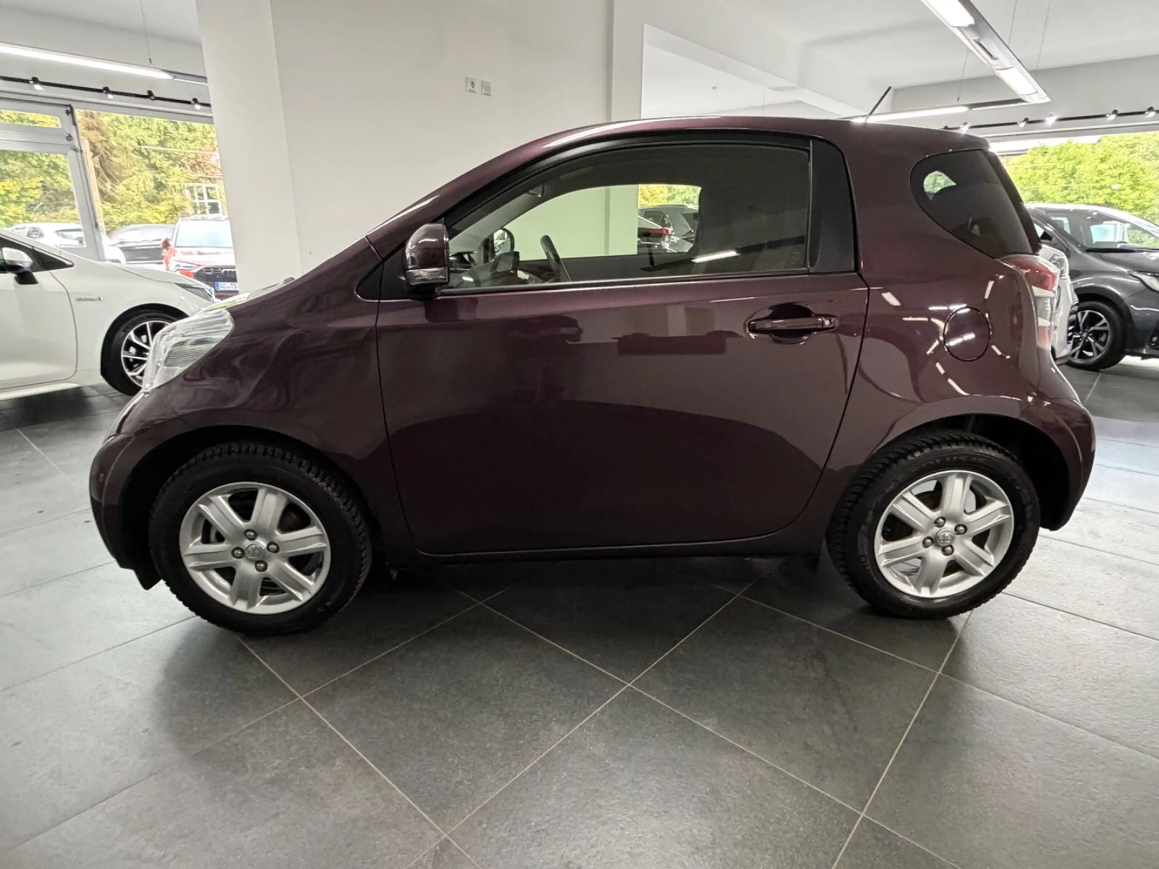 Toyota iQ 1.0 KLIMA 1.HAND — photo 6