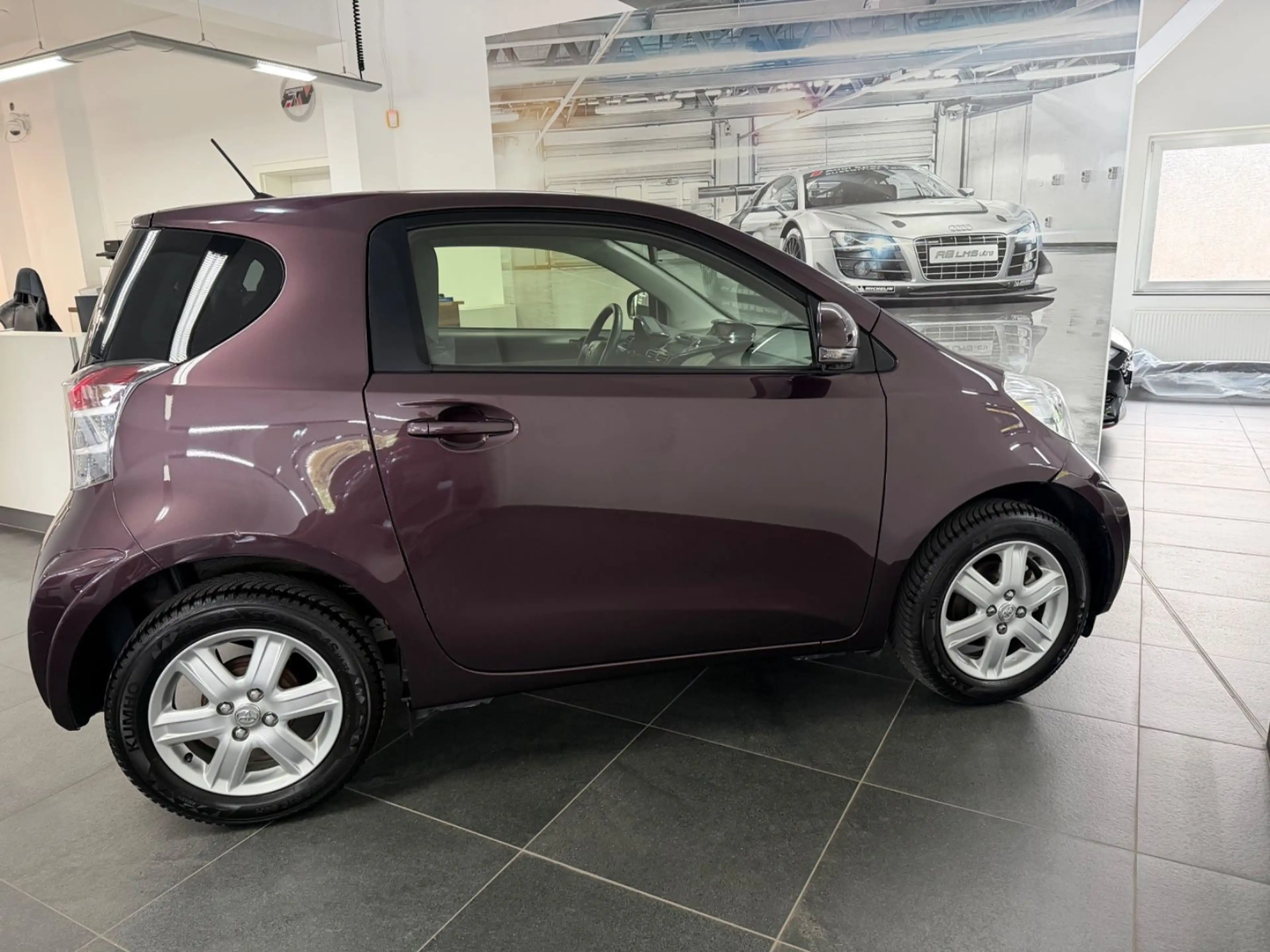 Toyota iQ 1.0 KLIMA 1.HAND — photo 5