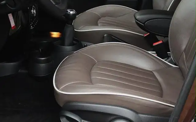 MINI Countryman view 14