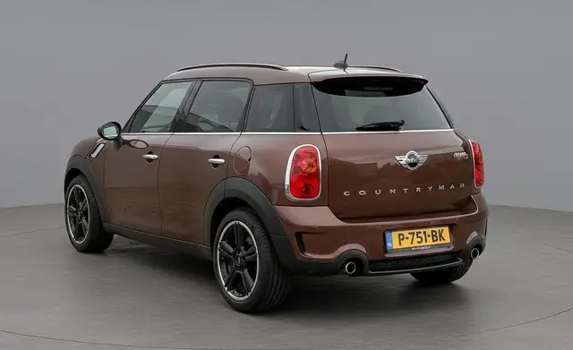 MINI Countryman view 2