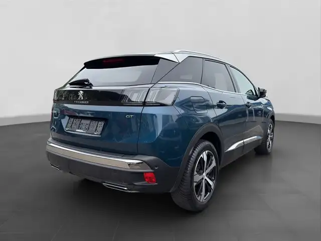 Peugeot 3008 view 5