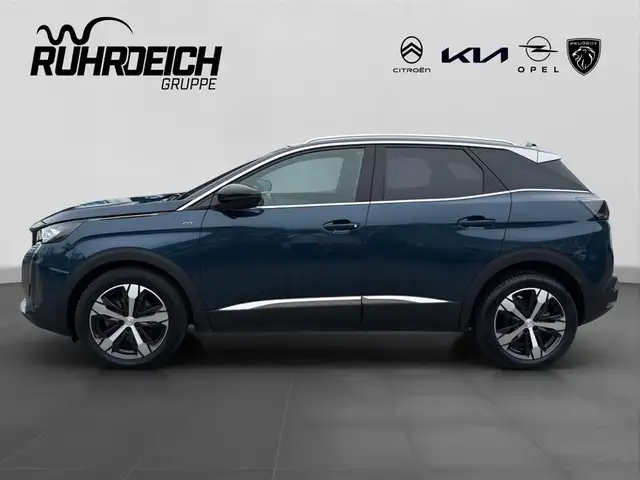 Peugeot 3008 view 2
