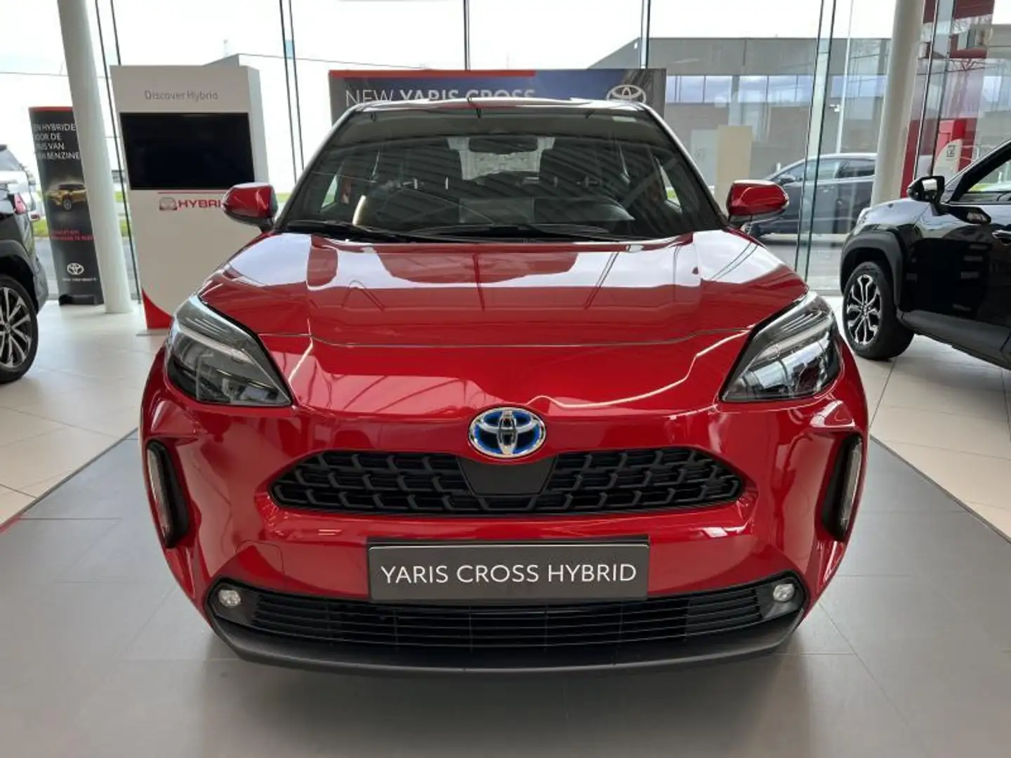 Toyota Yaris Cross Dynamic Plus Rouge - 2