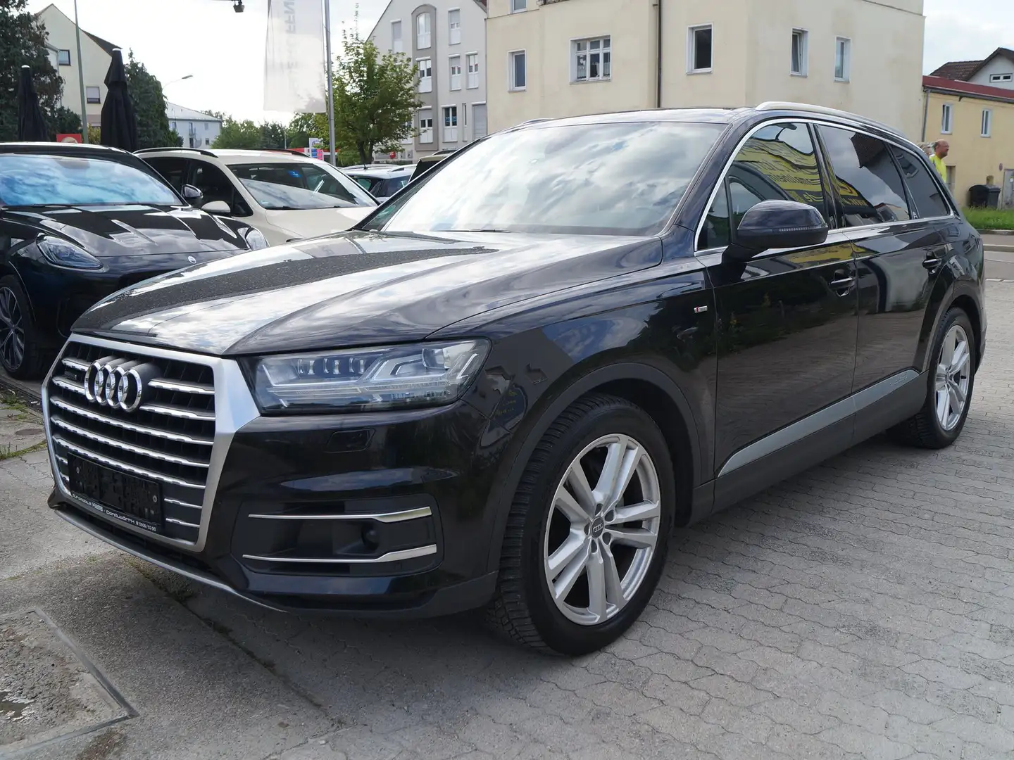 Audi Q7 3.0 TDI quattro Zwart - 1