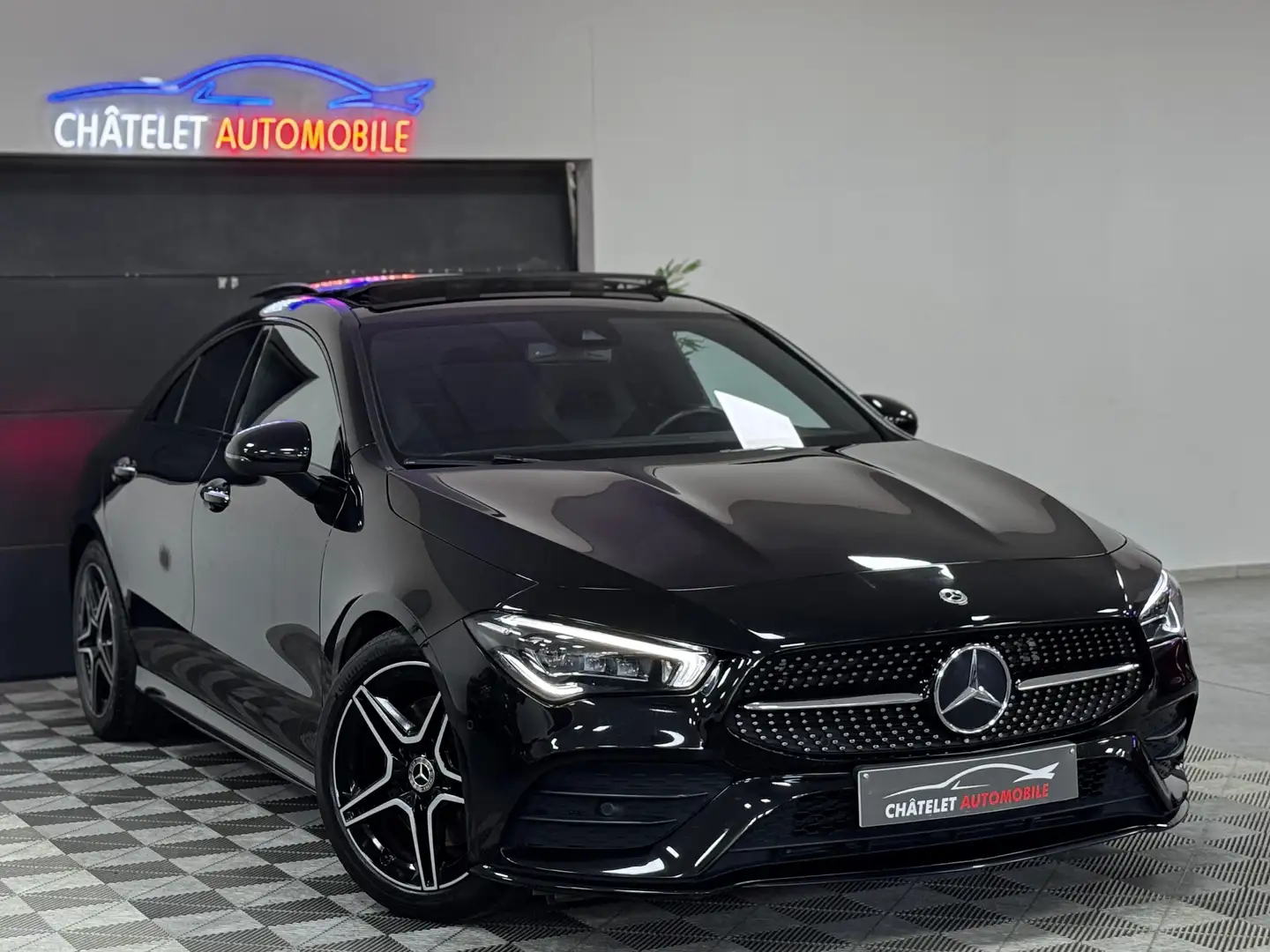 Mercedes-Benz CLA 200 Pack-Amg Led Toit Pano Caméra 12 mois garantie Zwart - 2