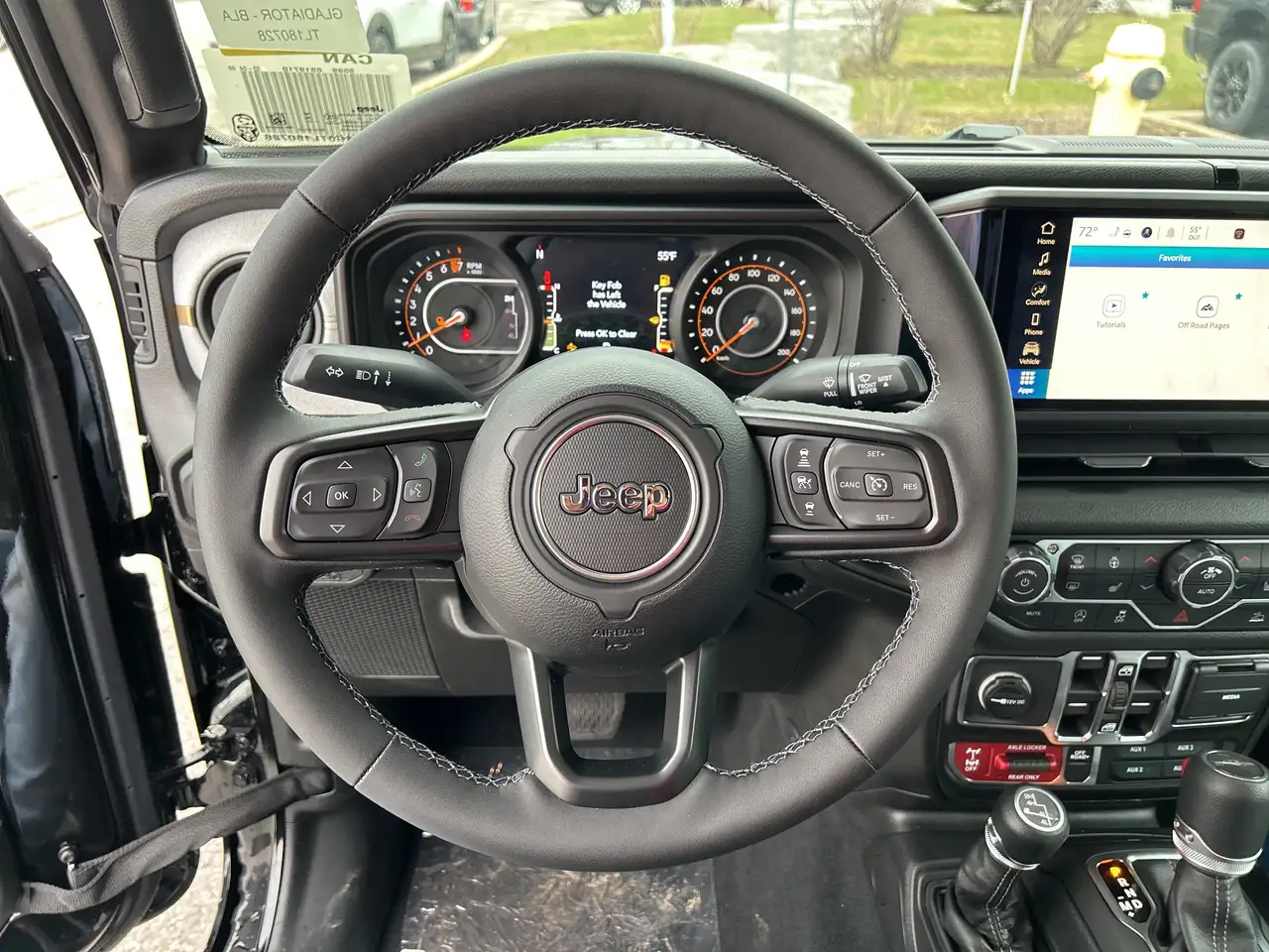 Jeep Gladiator снимка Jeep Gladiator