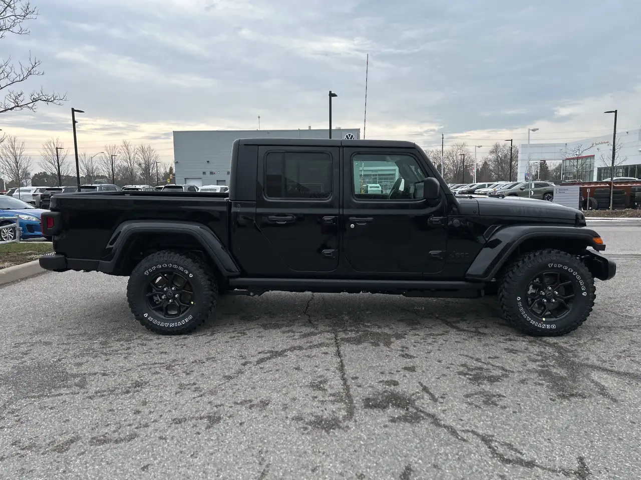 Jeep Gladiator снимка Jeep Gladiator