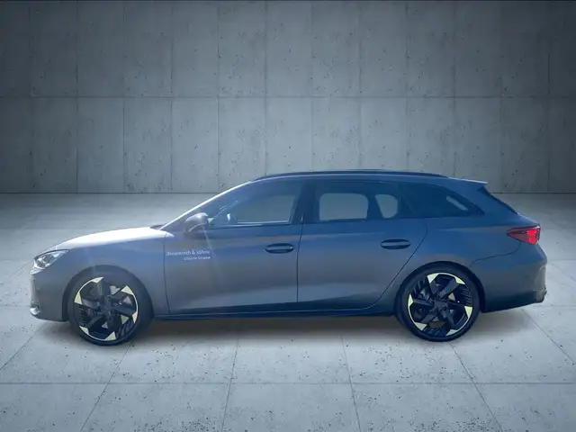 Cupra Leon view 2