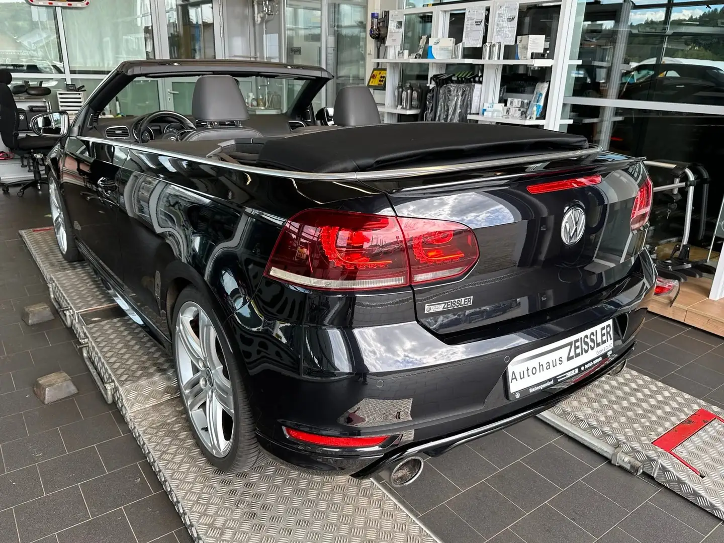 Volkswagen Golf Cabriolet R Fekete - 2