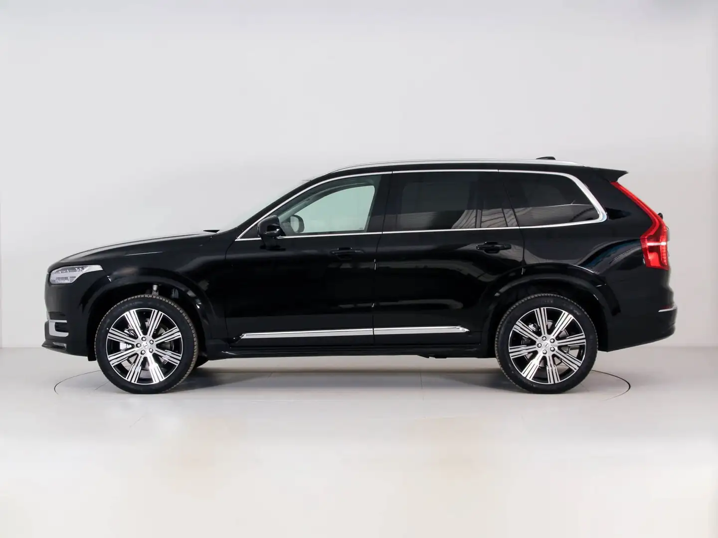Volvo XC90 B5 (d) 235CV AWD GEARTRONIC 7 POSTI PLUS BRIGHT Чёрный - 2