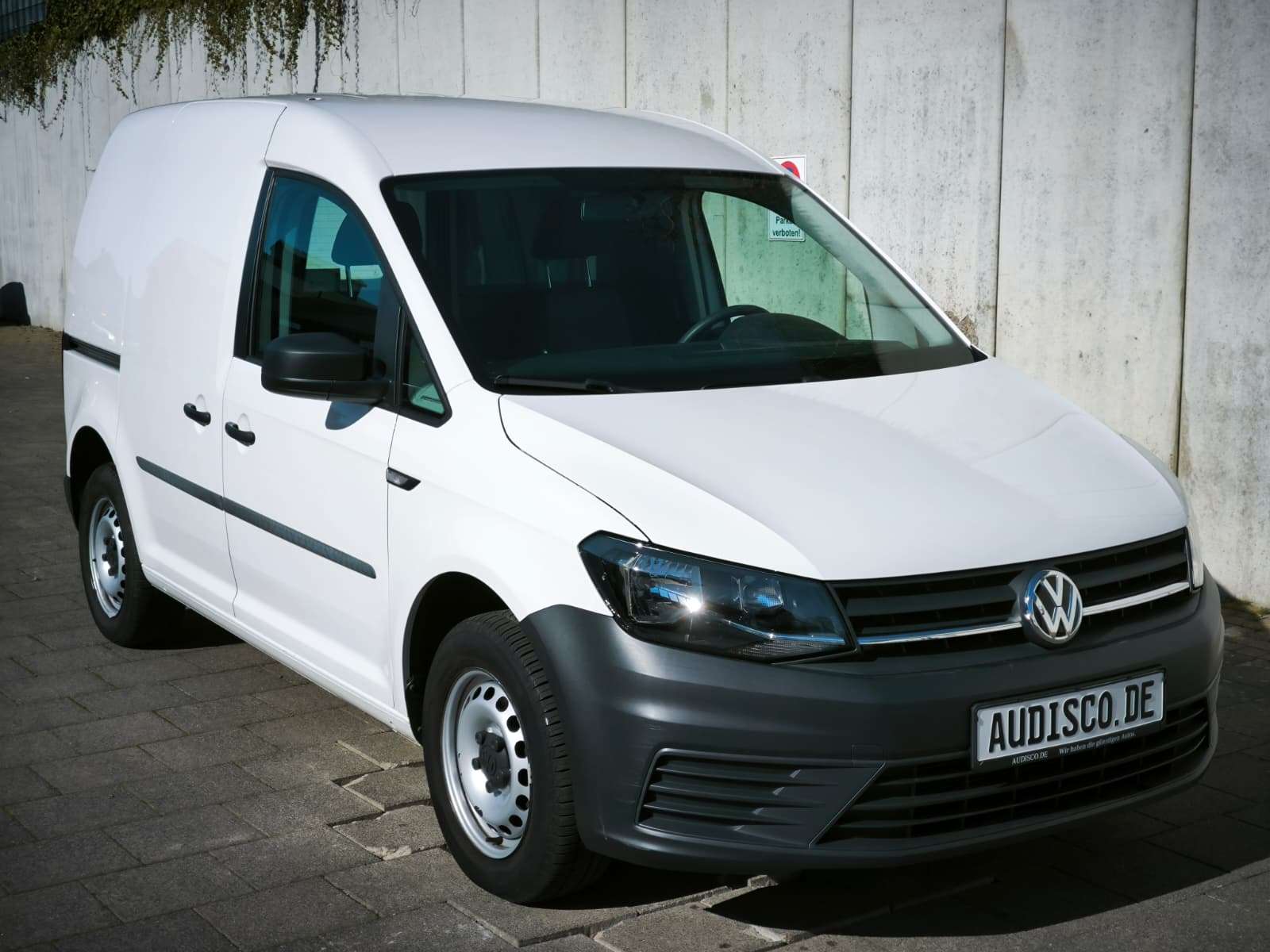 Second hand Volkswagen Caddy 2.0