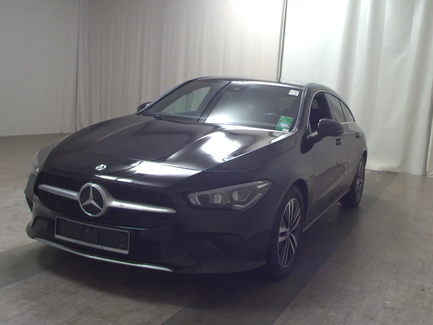 Mercedes-Benz CLA 200 SB d Progressive T-Leder Navi LED Schwarz - 2