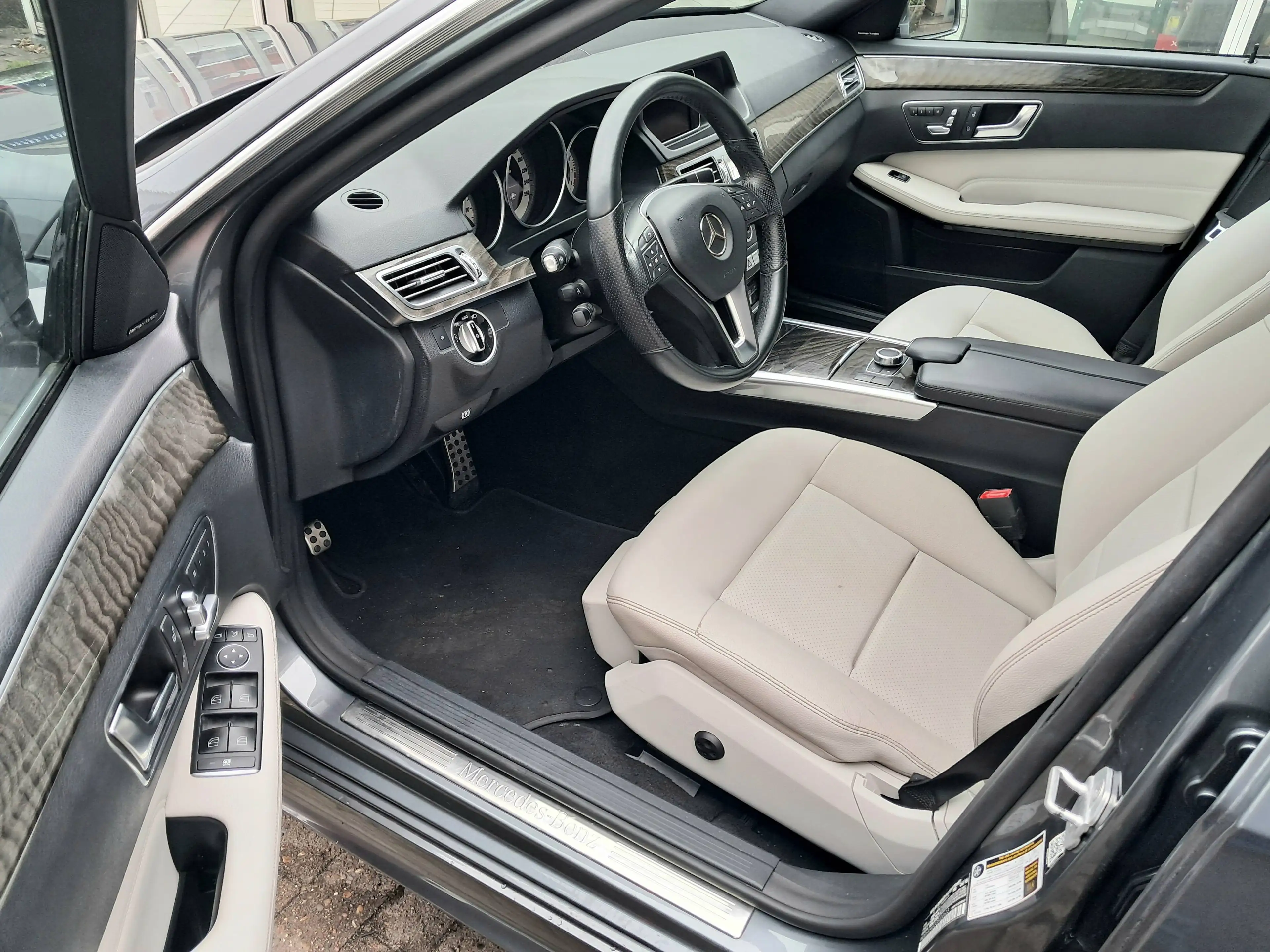 Mercedes-Benz E 350 E 350 CGI | V6 | LED Lights | Vollausstattung — photo 11
