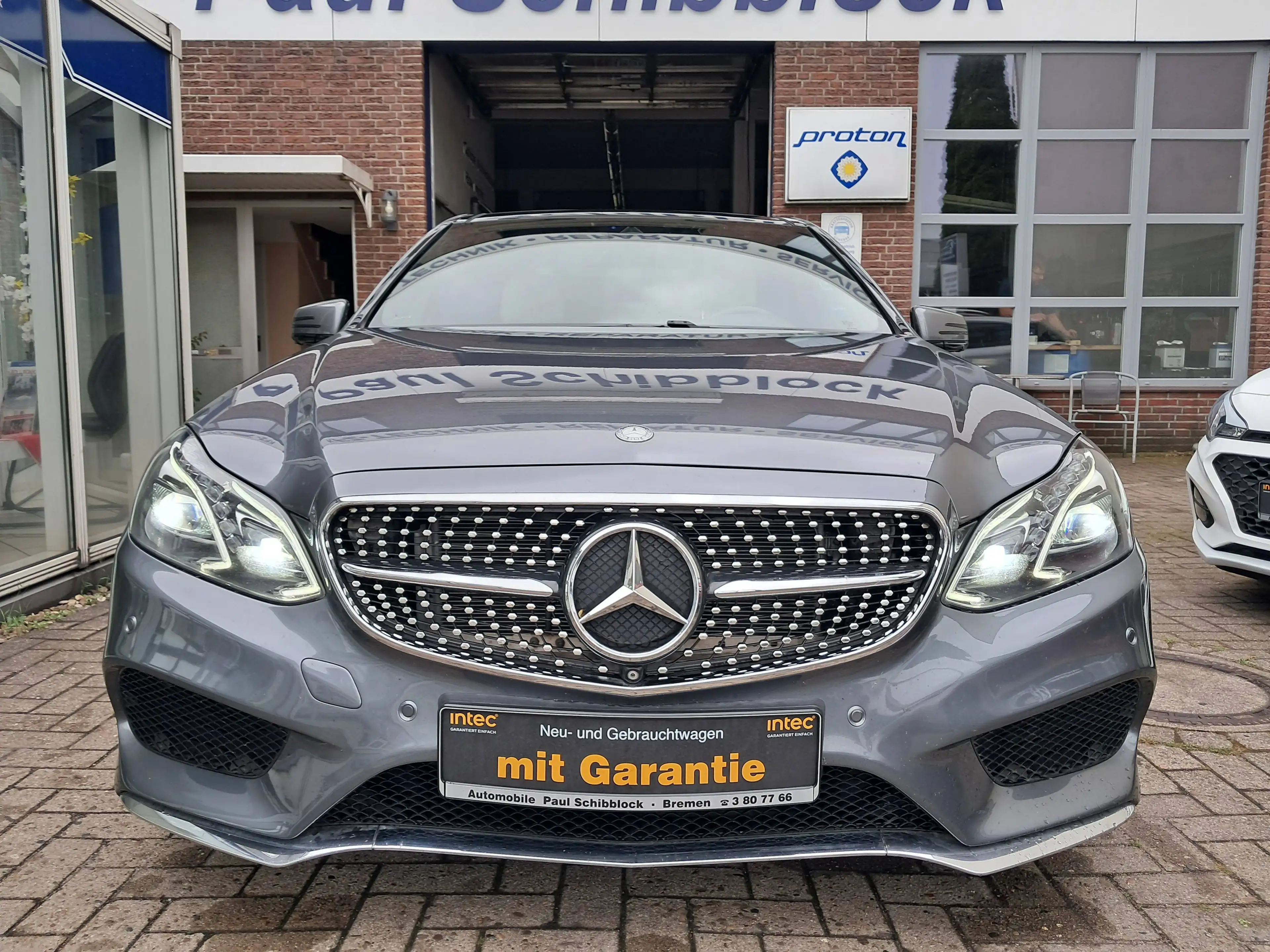 Mercedes-Benz E 350 E 350 CGI | V6 | LED Lights | Vollausstattung — photo 3