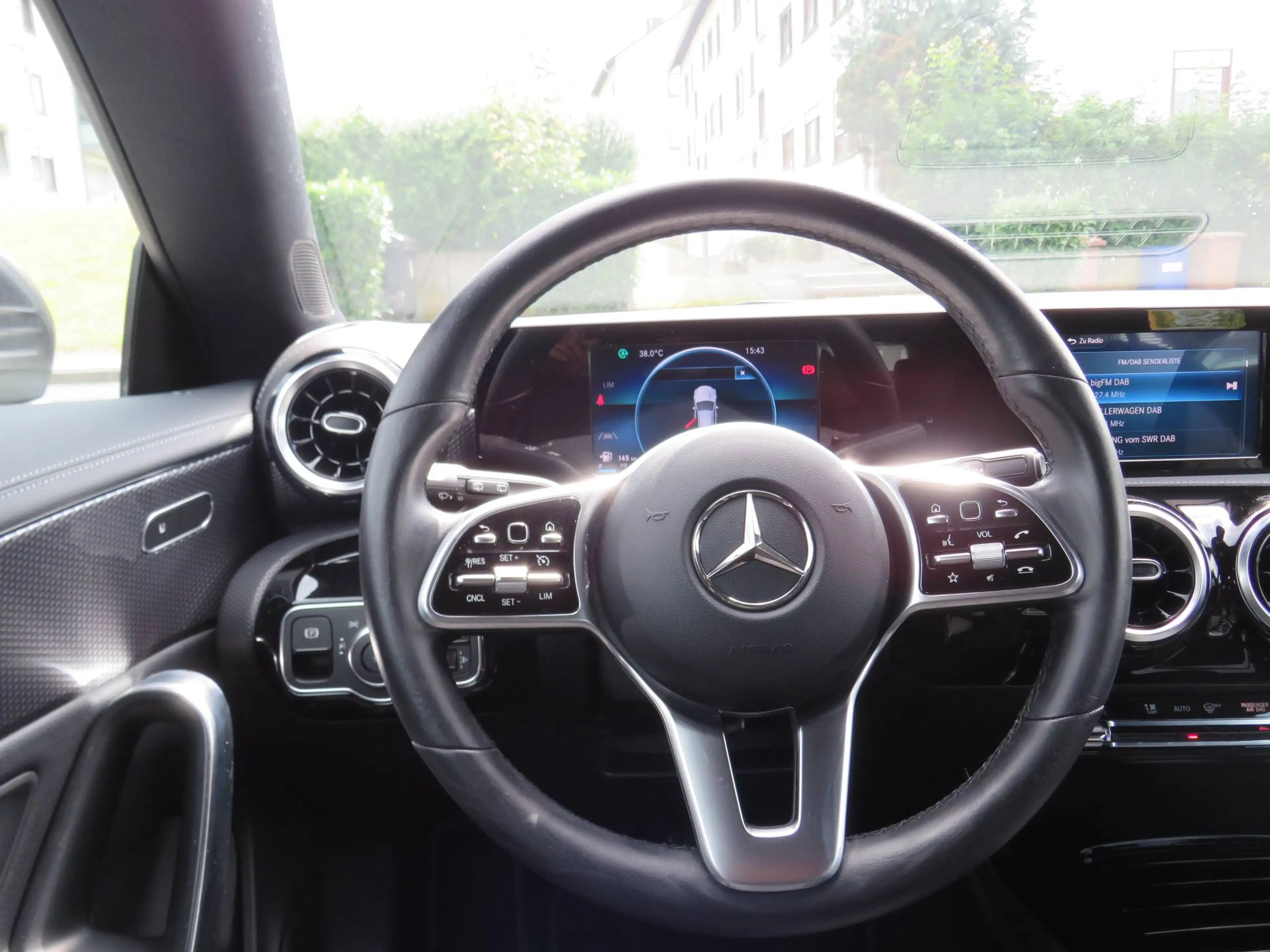 Mercedes-Benz CLA 220 d  Shooting Brake *1.HAND *AHK *KAMERA *GARANTIE — photo 7