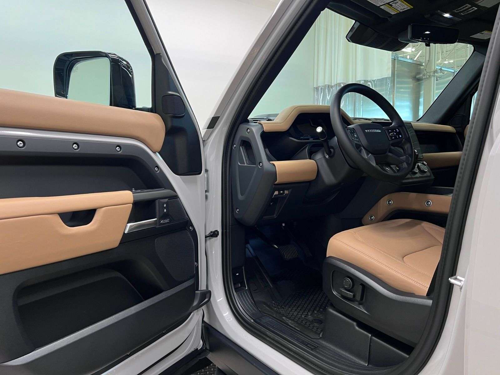 2026 Land Rover Defender 110 P400 X-DYNAMIC SE thumb 35
