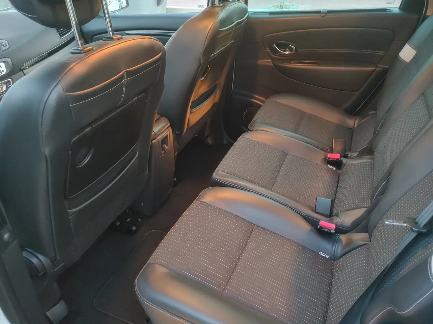 Renault Grand Scenic Blanco - 2