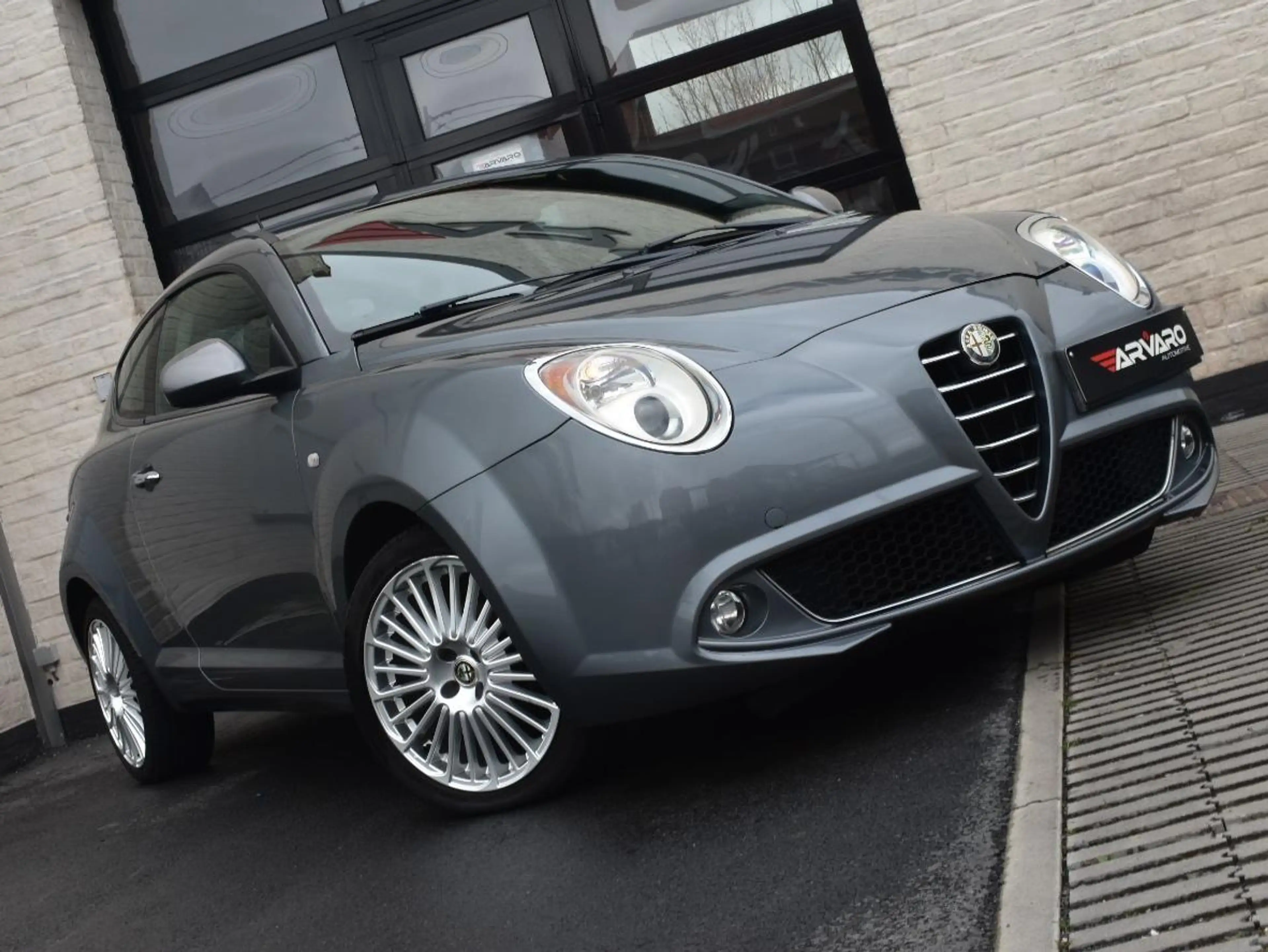 Alfa Romeo MiTo 1.4i Sport Xenon / Verw Zetels / Carplay / Topstaat / Garantie — photo 5