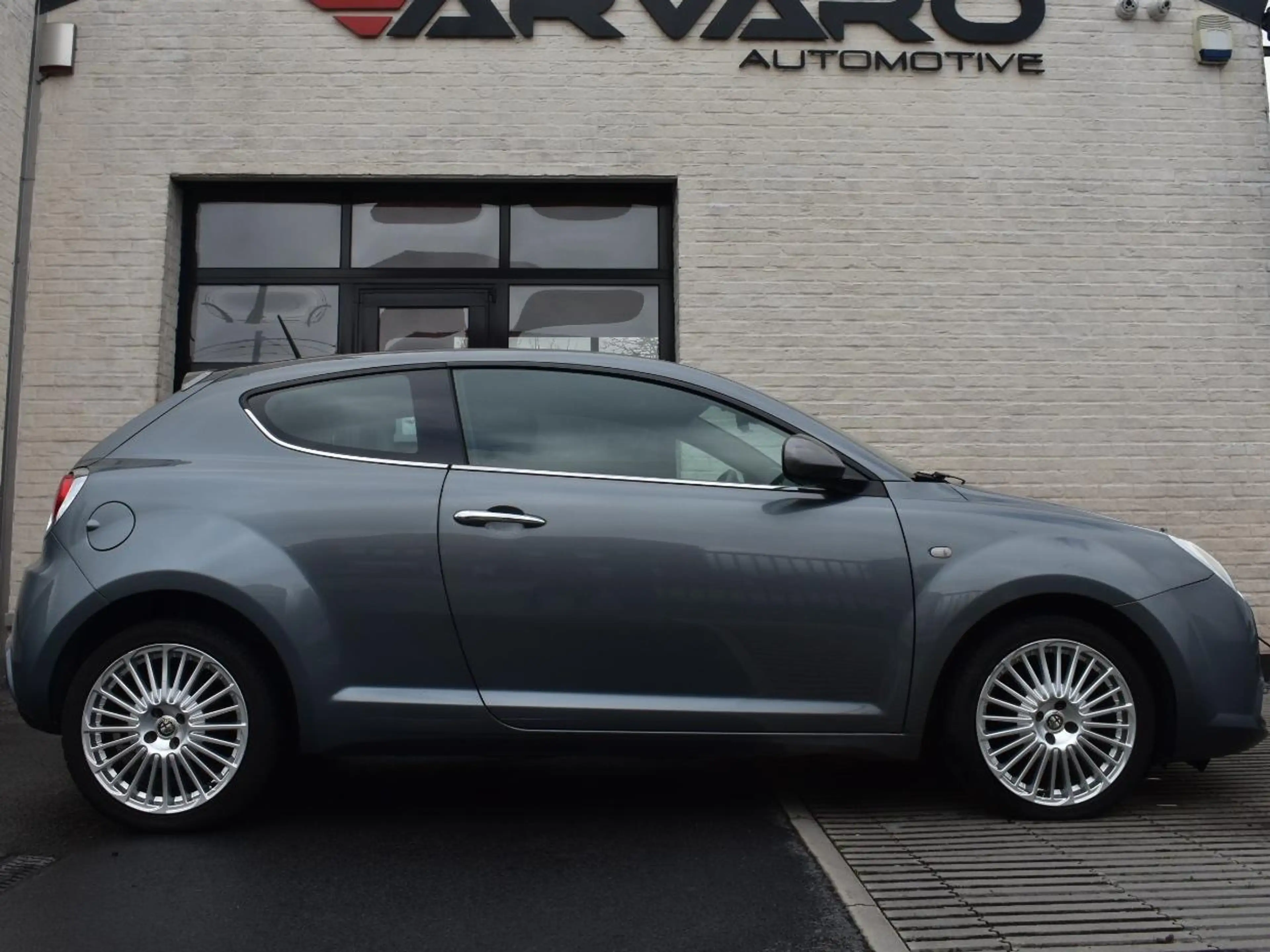 Alfa Romeo MiTo 1.4i Sport Xenon / Verw Zetels / Carplay / Topstaat / Garantie — photo 4