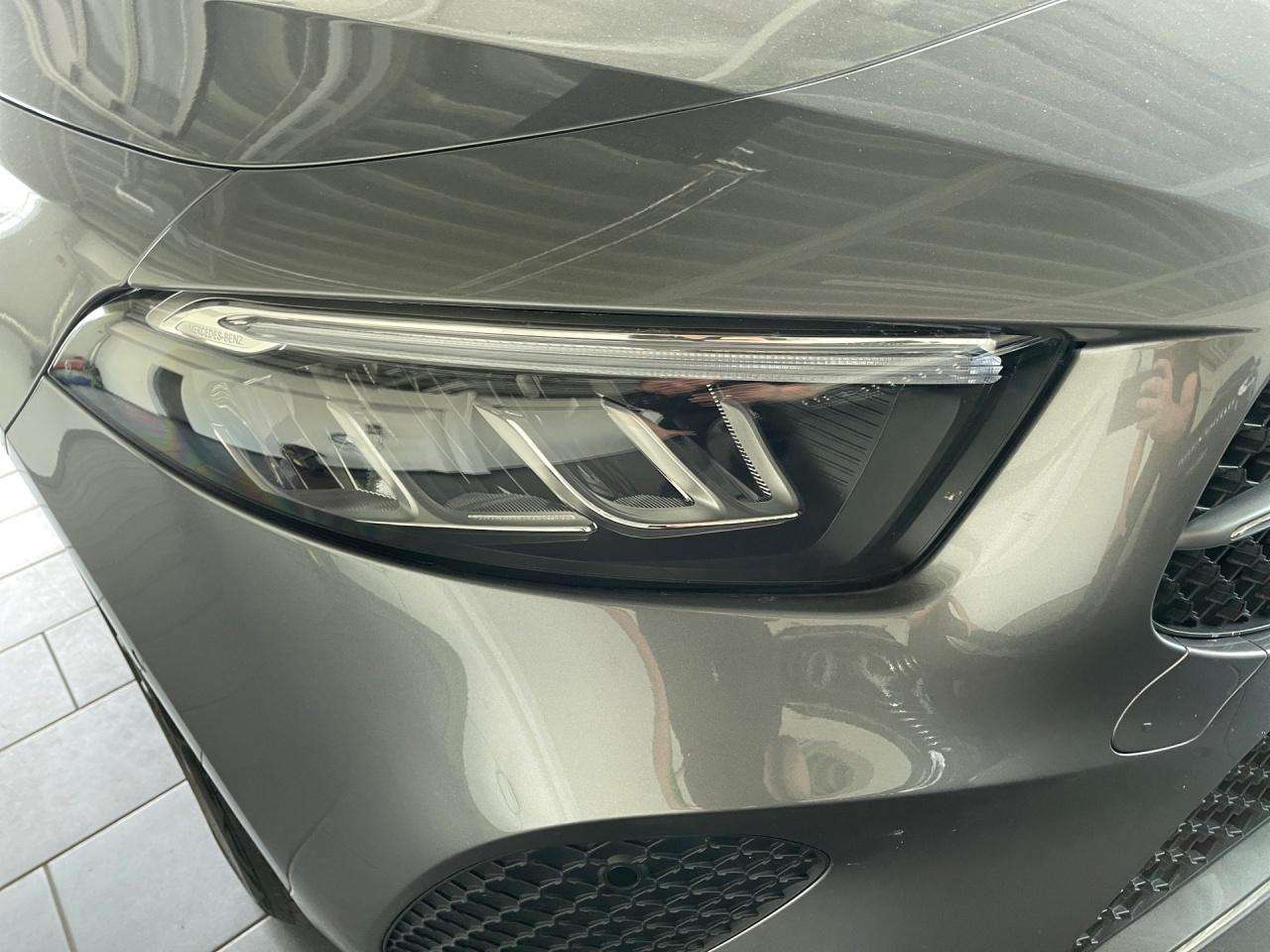 Mercedes-Benz A 180