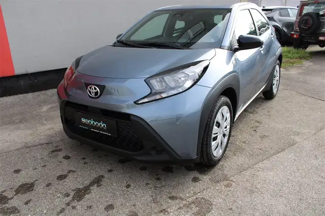 Toyota Aygo X AYGO X 1,0 l Play
