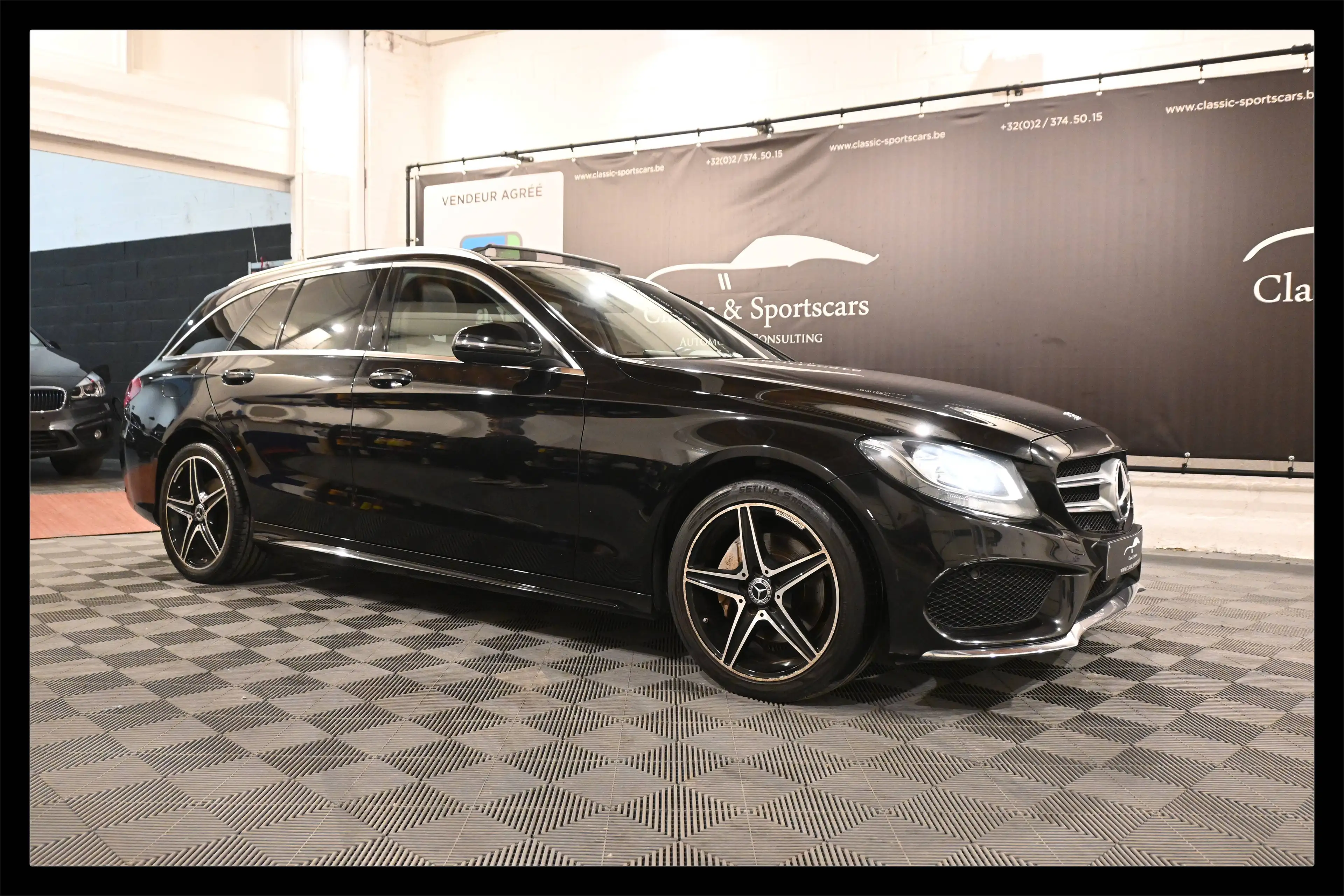 Mercedes-Benz C 180 C 180d PACK AMG LINE / TOIT PANORAMIQUE / CUIR / CAMERA / GPS NAVIGATION / XENON / PDC !!