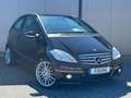Mercedes-Benz A 200 Turbo*SCHECKHEFTVOLL*SHZ*GARANTIE Schwarz - thumbnail 3