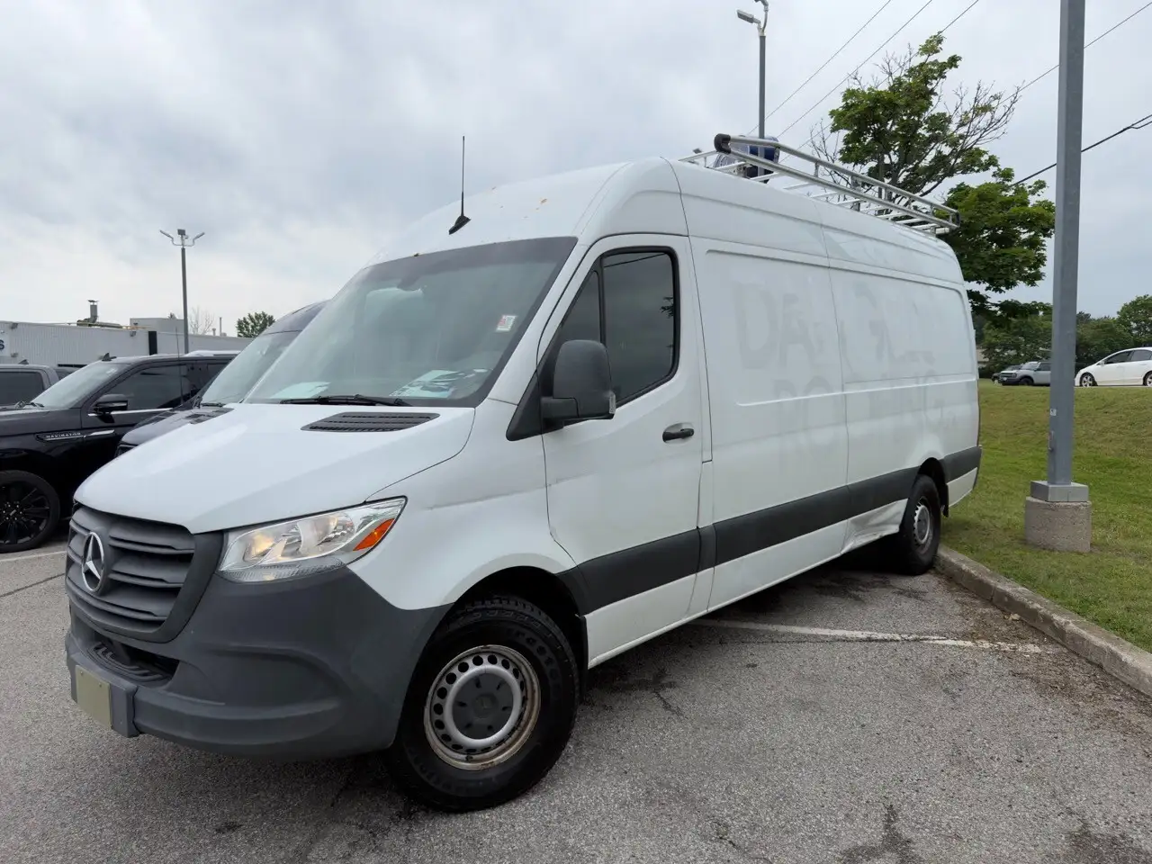 Mercedes-Benz Sprinter photo Mercedes-Benz Sprinter