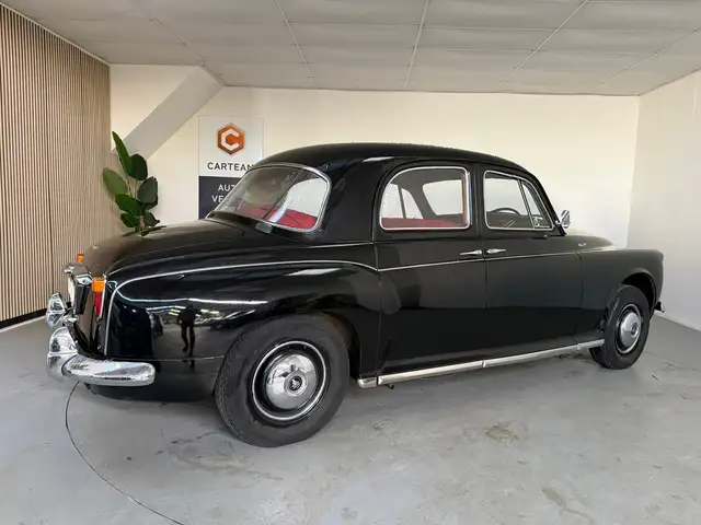 Rover 100 view 7