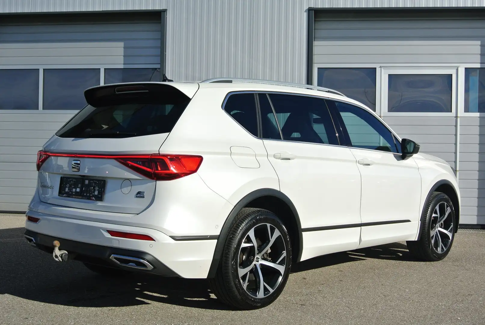 SEAT Tarraco 245 e-Hybrid DSG  ** FR ** LEDER * AHK * Weiß - 2