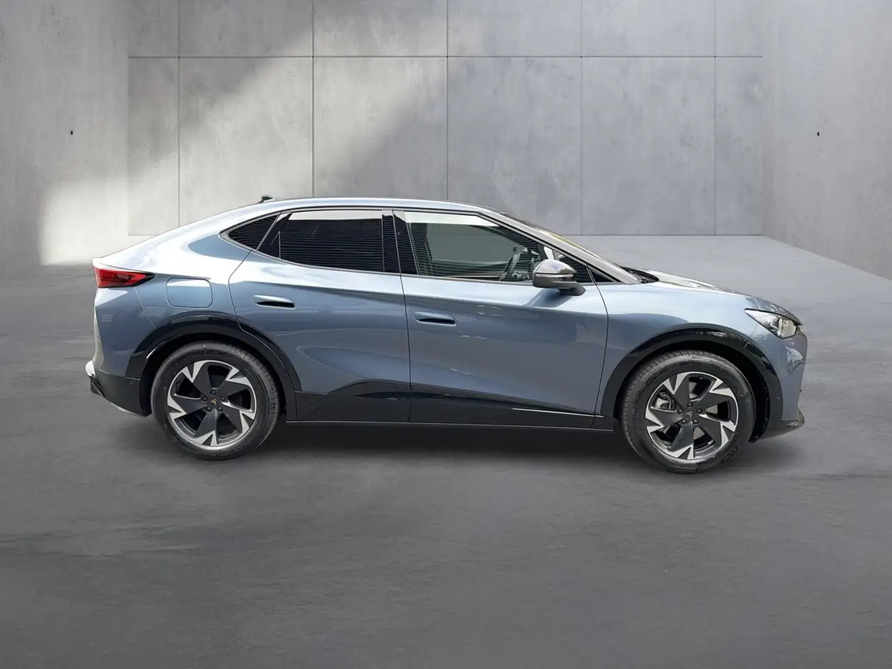 CUPRA Tavascan 2026