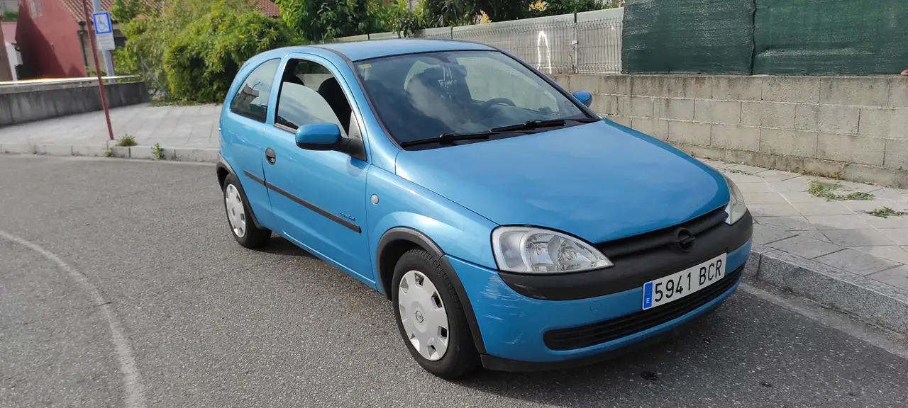 Opel Corsa 1.2 16v Comfort, foto 2