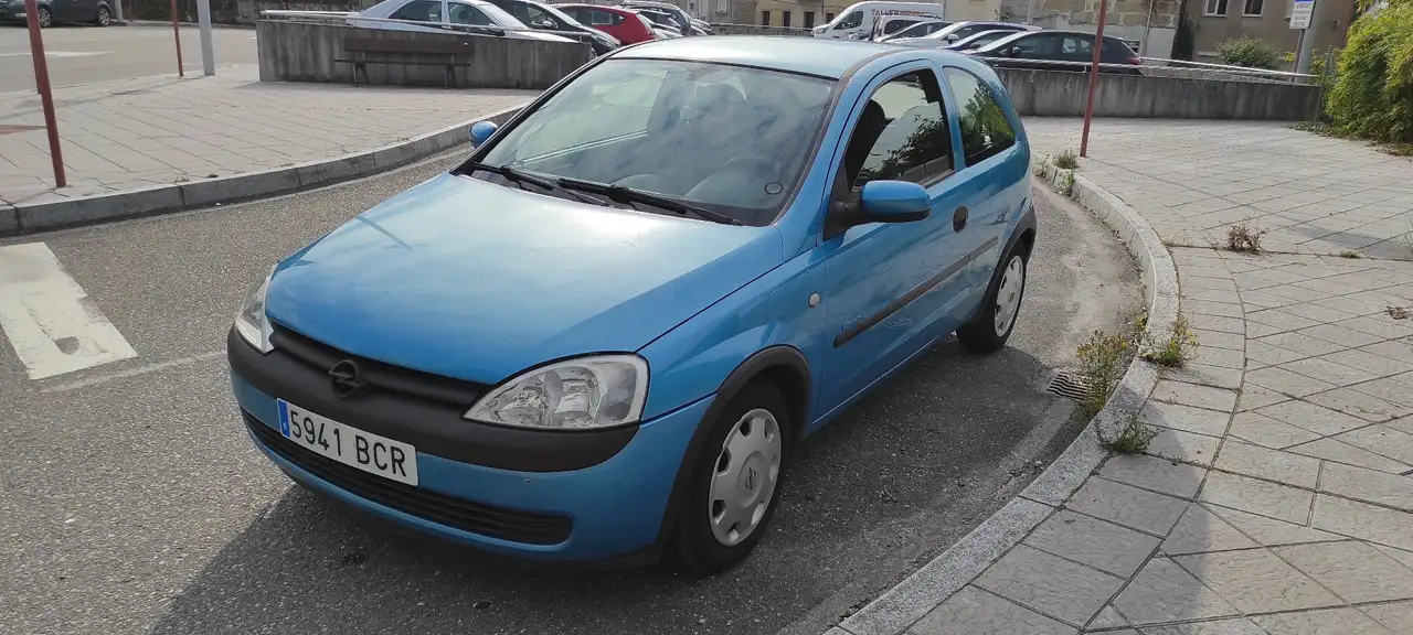 Opel Corsa 1.2 16v Comfort, foto 1
