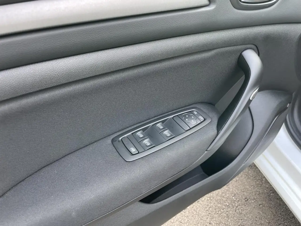 Renault Megane Berline — photo 12