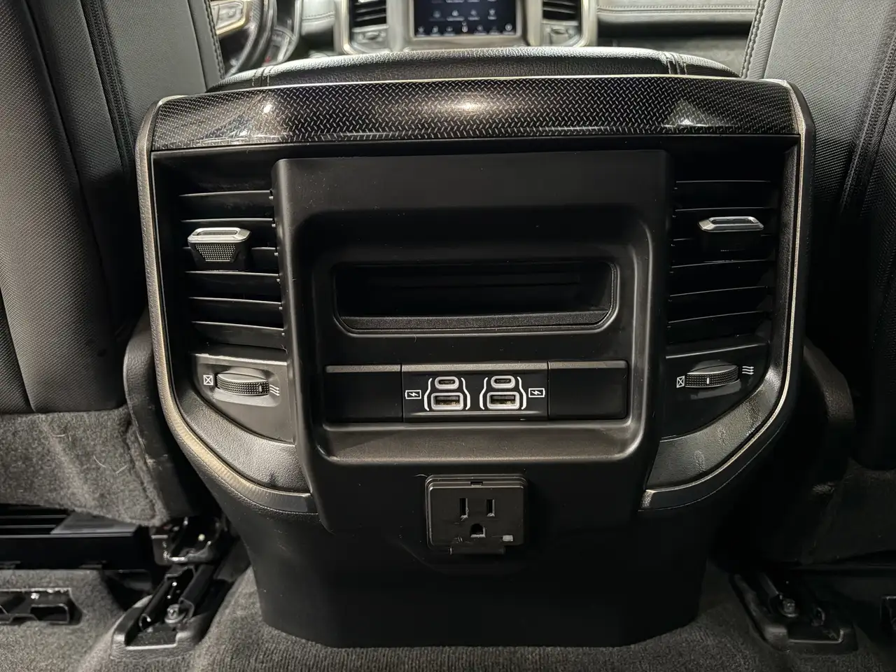 RAM 1500 fotografie RAM 1500