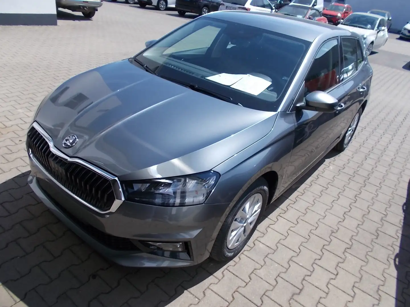 Skoda Fabia Selection Import-Fahrzeug Gris - 1