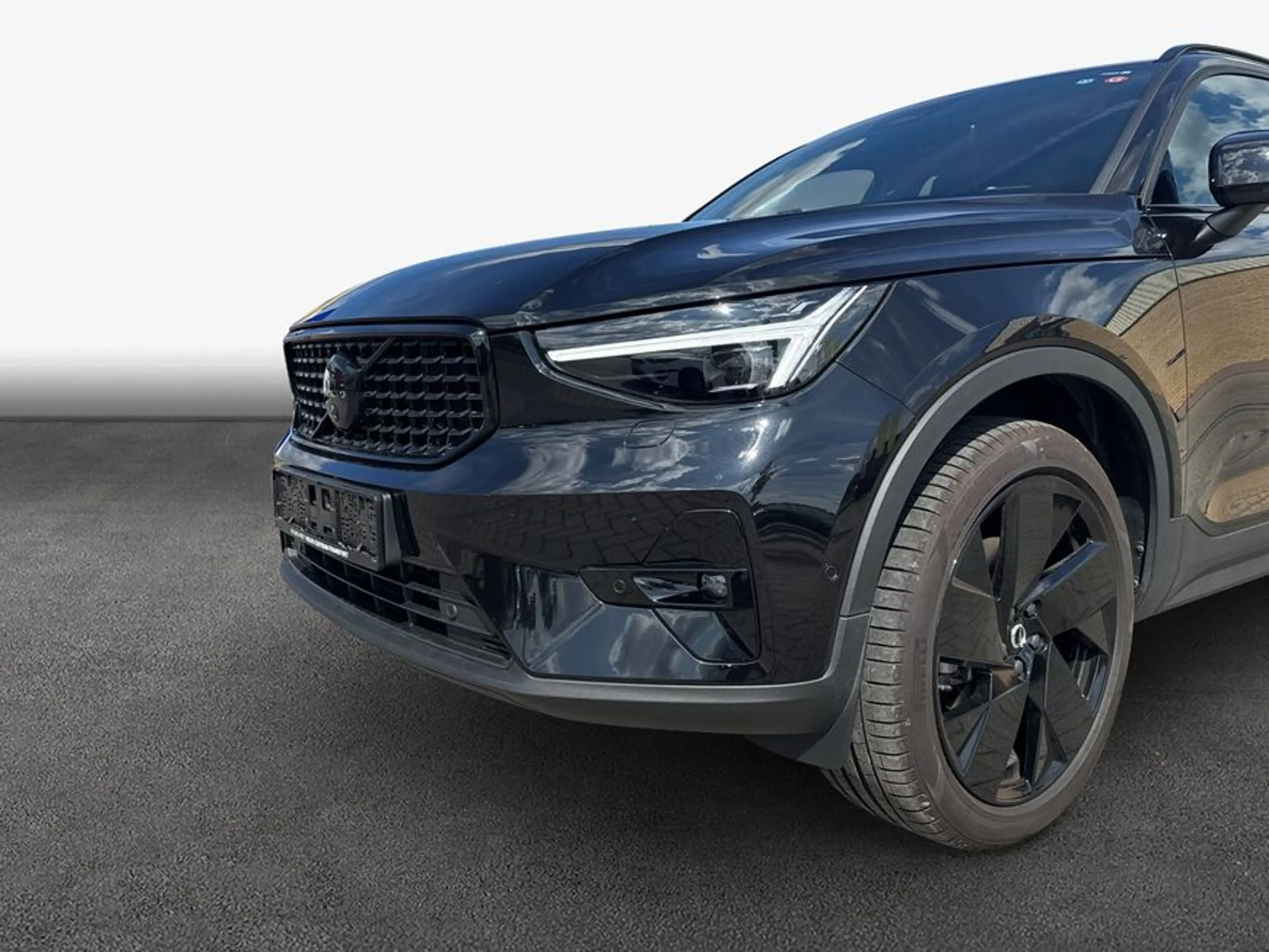 Volvo XC40 XC40 B3 B DKG Plus Black Edition — photo 6