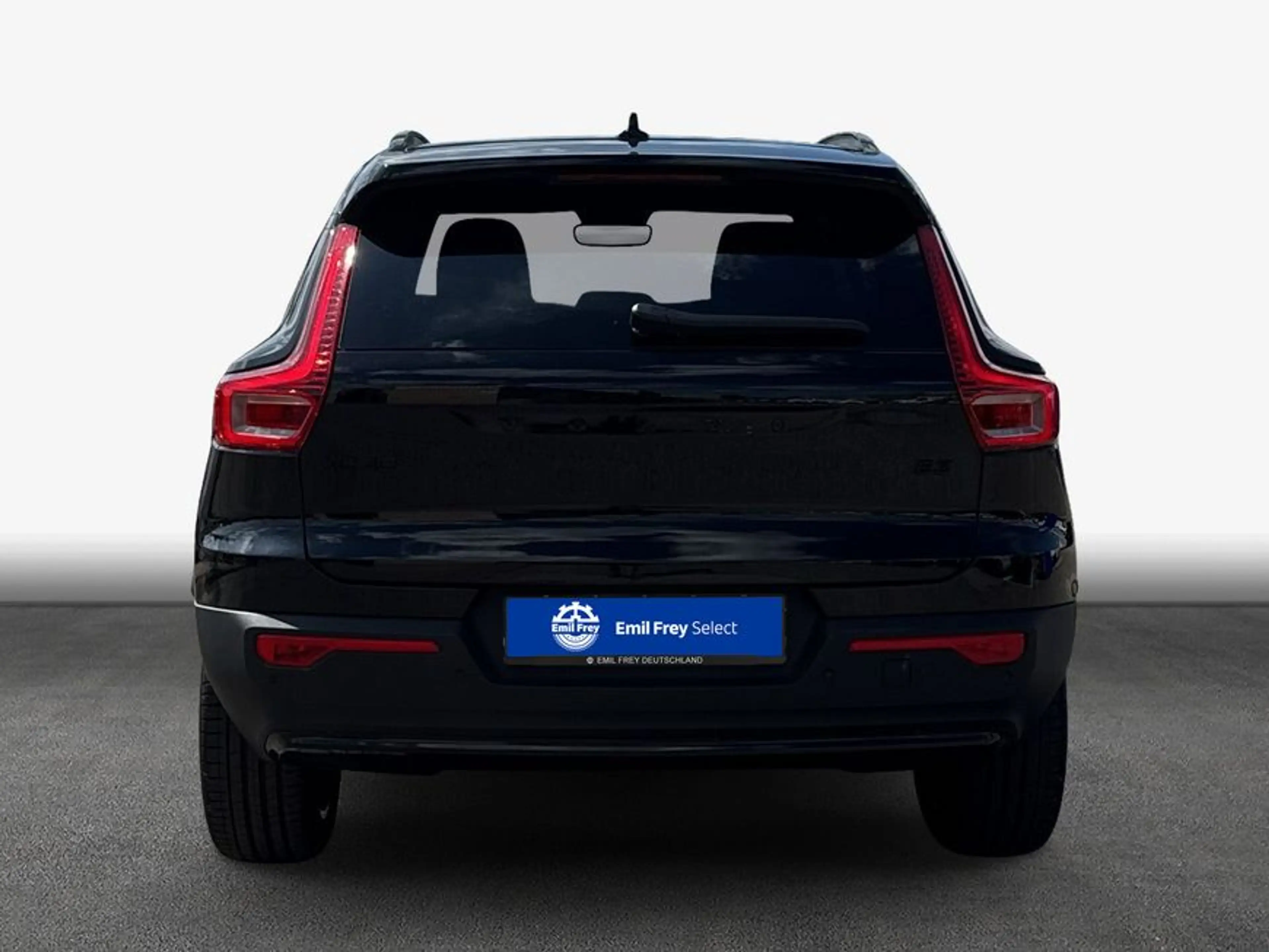Volvo XC40 XC40 B3 B DKG Plus Black Edition — photo 5