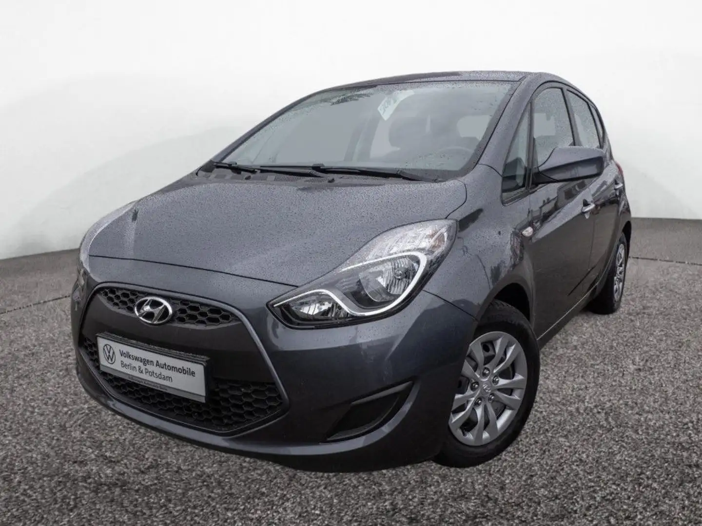 Hyundai iX20 1,4 Klima PDC SHZ Telefon Grau - 2