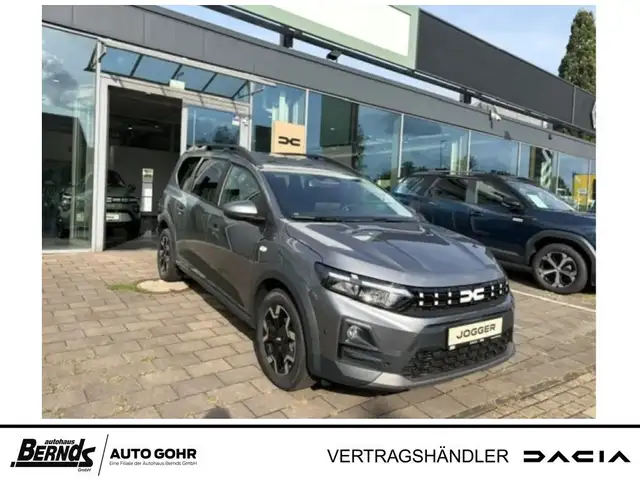 Dacia Jogger in Grey for sale