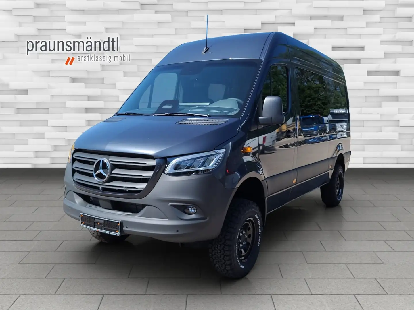 Mercedes-Benz Sprinter 319 CDI Wohnmobilvorb. Automatik 4x4 Grau - 1