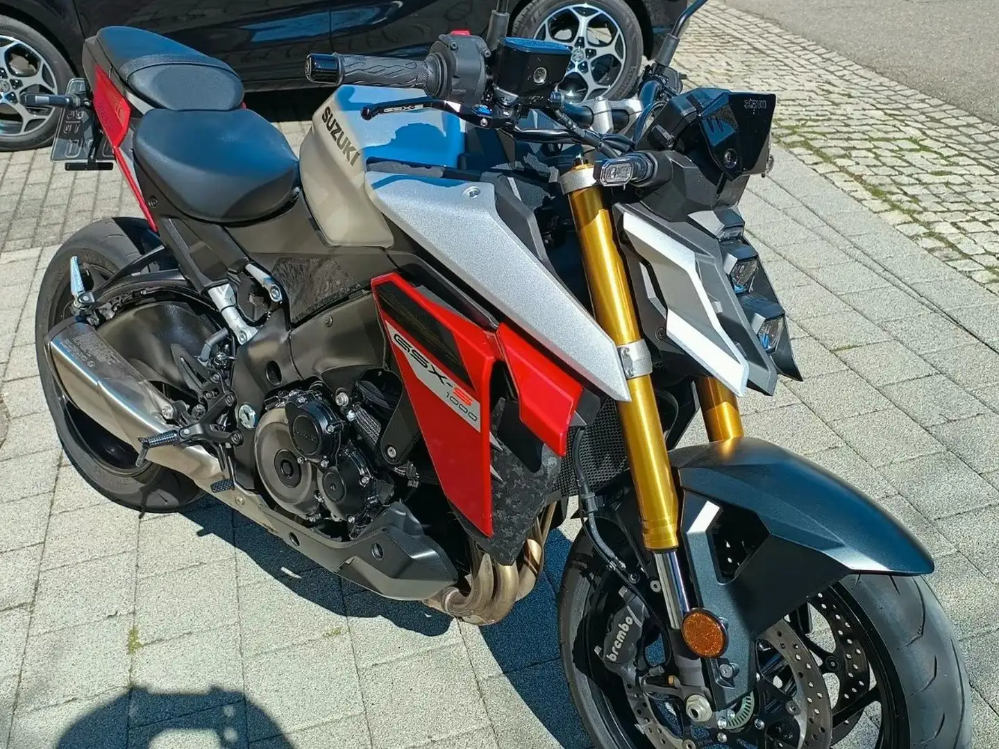 Suzuki GSX-S 1000 Argent - 1