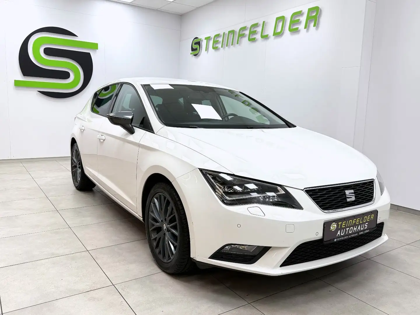 SEAT Leon 1.4 TSI Connect / SHZ / LED /  1.HAND Weiß - 1