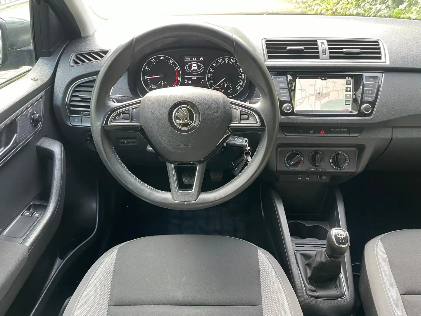 Skoda Fabia 1.0 TSI Ambition I Navigatie I Airco Szürke - 2