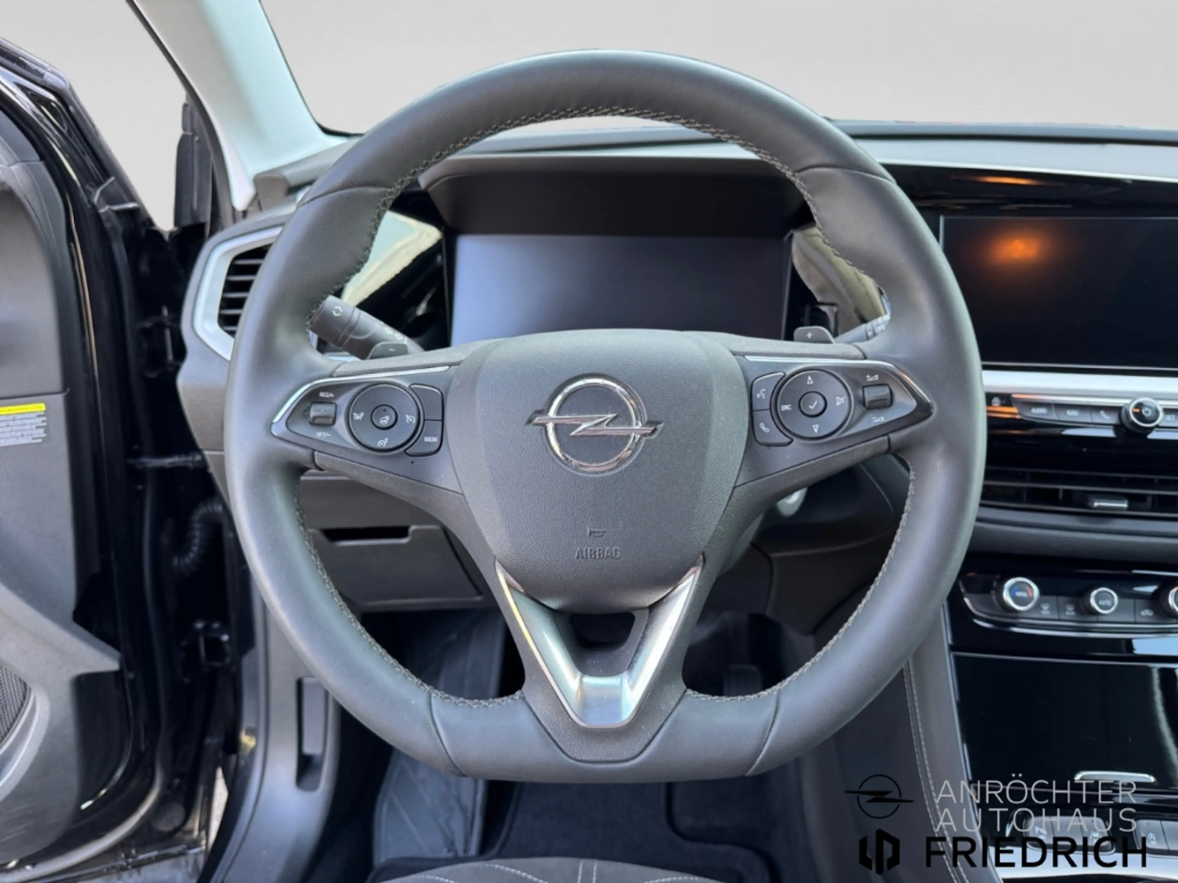 Opel Grandland GS Line Allwetter Kamera Navi AGR-Sitze — photo 11
