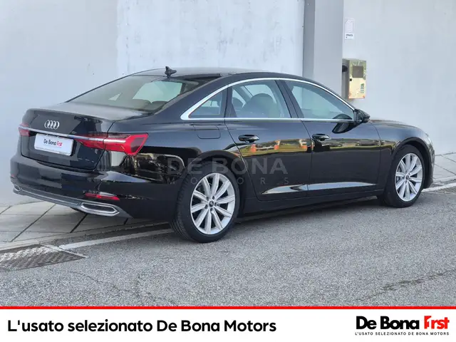 Audi A6 view 4