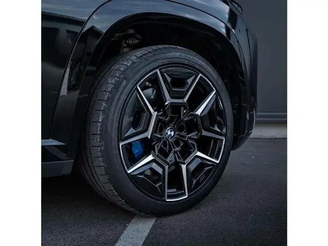 BMW XM 50 e Ansicht 9