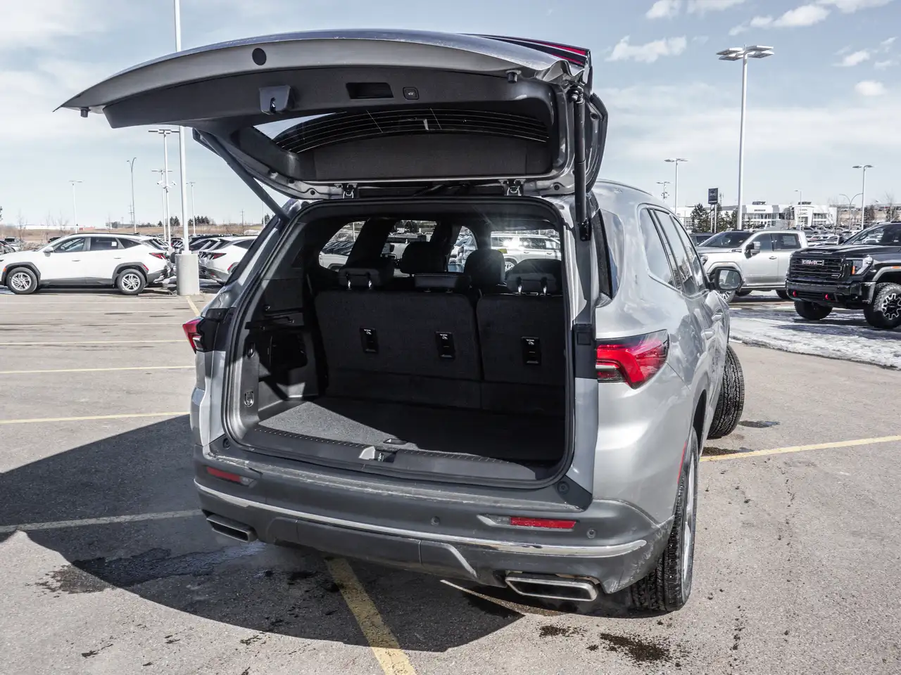 Buick Enclave снимка Buick Enclave
