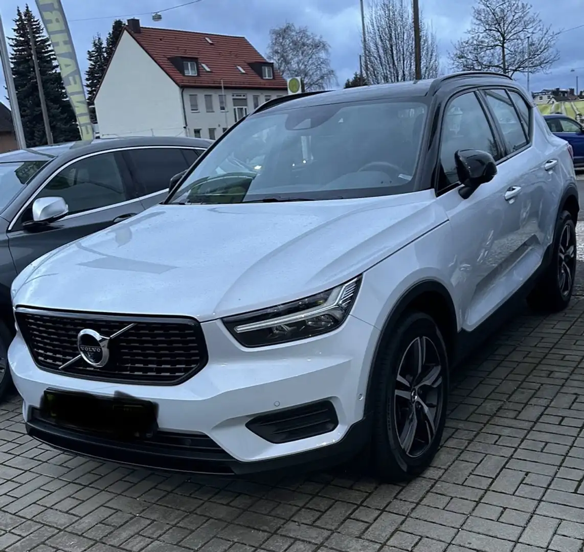 Volvo XC40 R Design AWD Weiß - 1