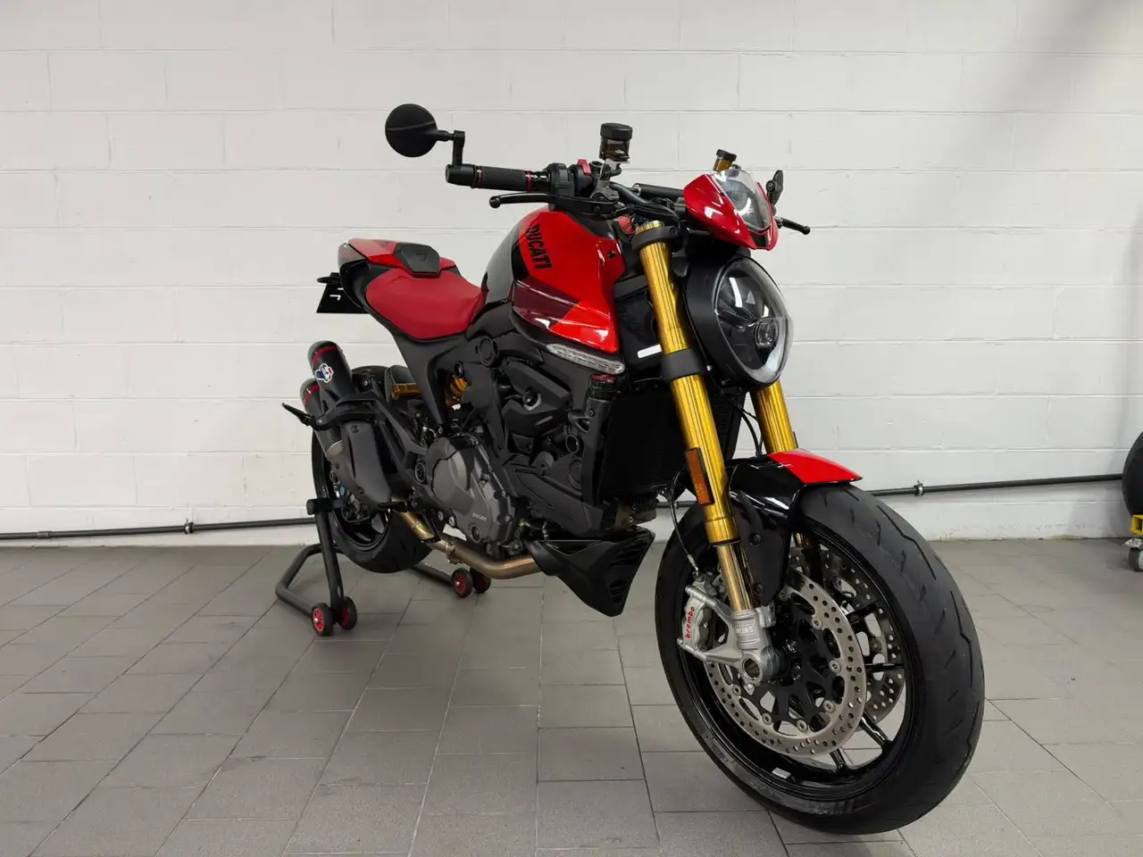 Ducati Monster 937